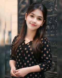 beautiful girl wallpaper elegant lighting