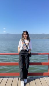 beautiful girl close up face wallpaper