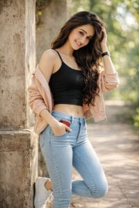 beautiful girl minimal wallpaper aesthetic