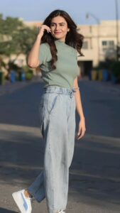 beautiful girl long hair wallpaper