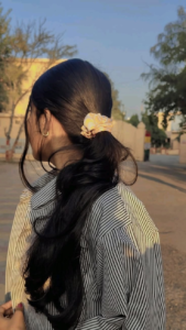 Hidden Face Royal Girl