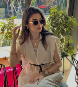 Fashionable Girls Profile Picture