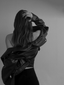 WhatsApp Fashion Girl DP