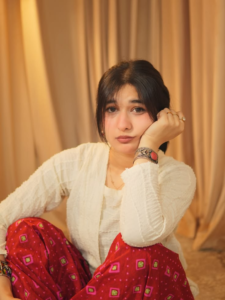 WhatsApp Modern Girls DP